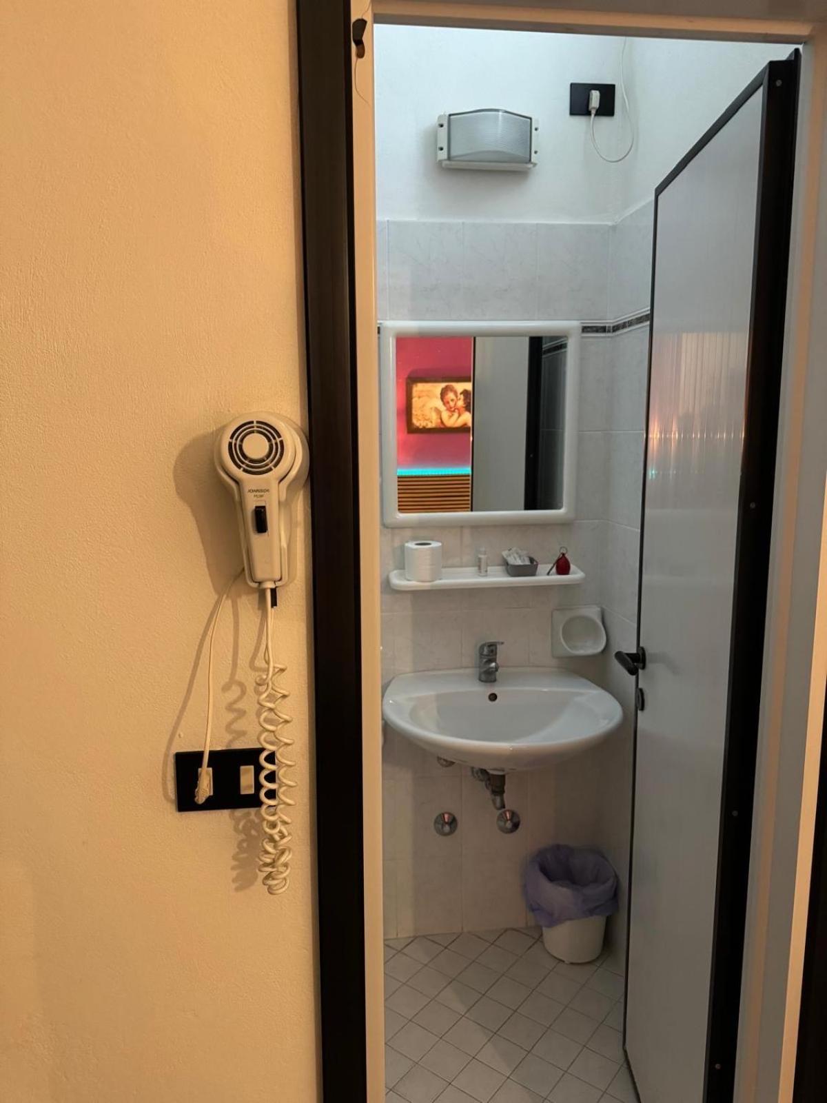 Hotel New Liston 리미니 외부 사진